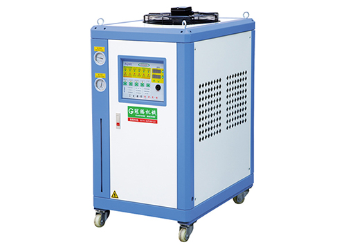 风冷式冷水机.jpg 风冷式冷水机.jpg